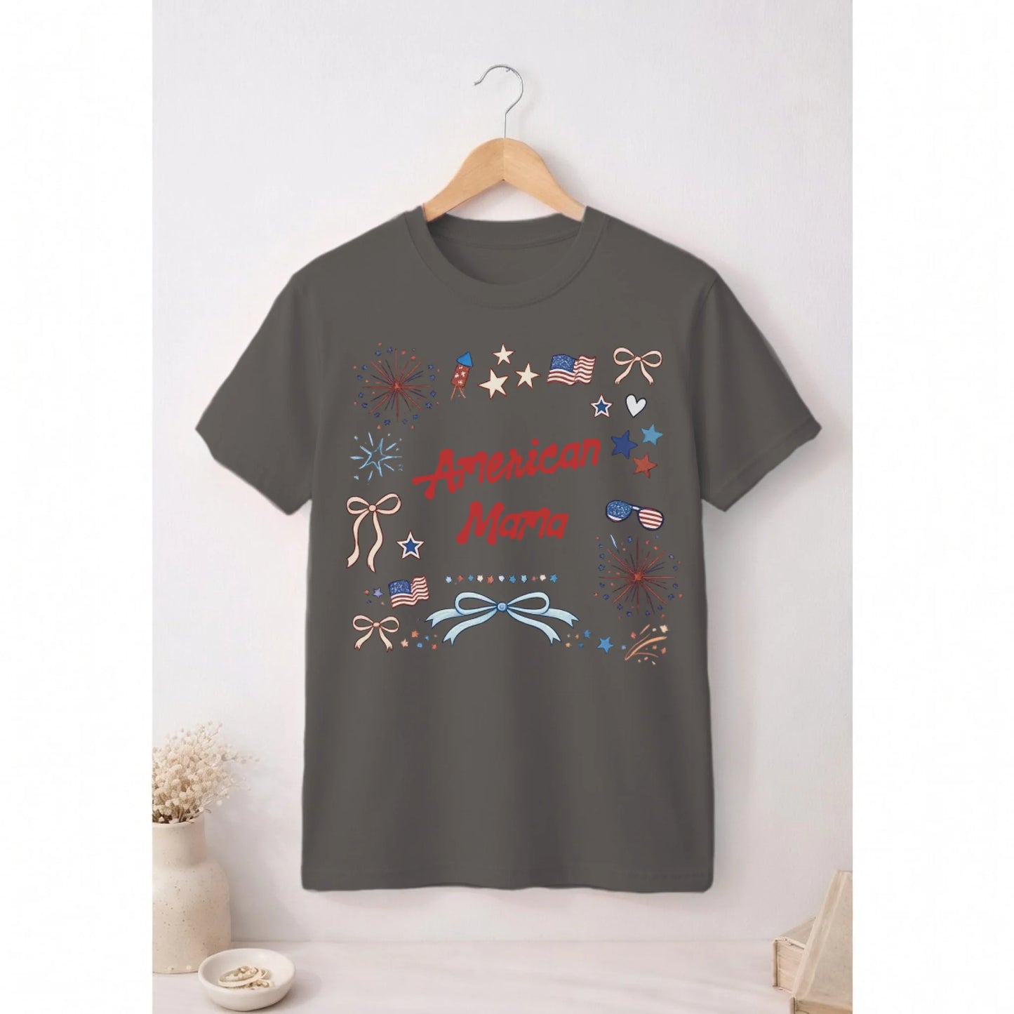 Personalized american mama t-shirt with patriotic stars and bows doodle graphic - Jollimate
