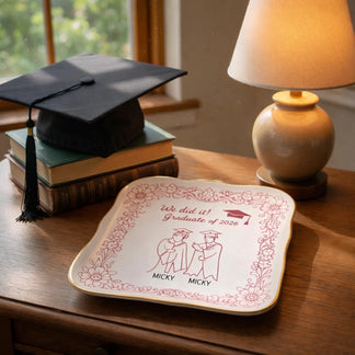 Personalized ceramic plate in white with pink graduation floral design front view - Jollimate
