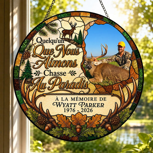 Attrape-soleil personnalise a la memoire de Wyatt Parker avec une photo de chasse et une citation commemorative.