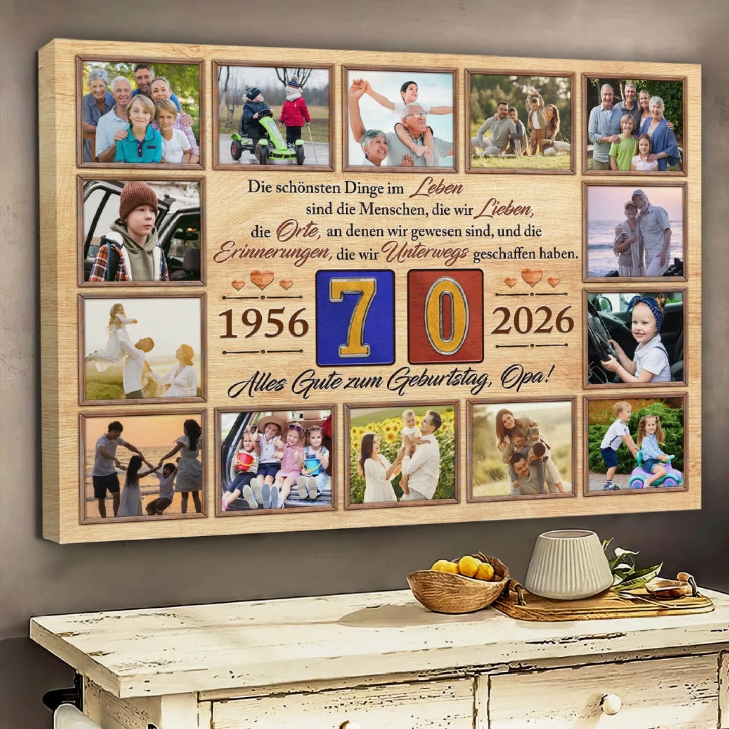 Hochwertige personalisierte Fotoleinwand zum 70. Geburtstag für Opa, geschmückt mit persönlichen Familienmomenten, der Zahl 70 und dem Schriftzug Alles Gute zum Geburtstag.