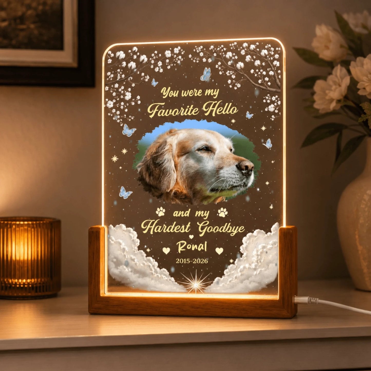 Custom dog memorial light with warm LED glow, featuring a photo of a golden retriever and a heartfelt tribute quote.